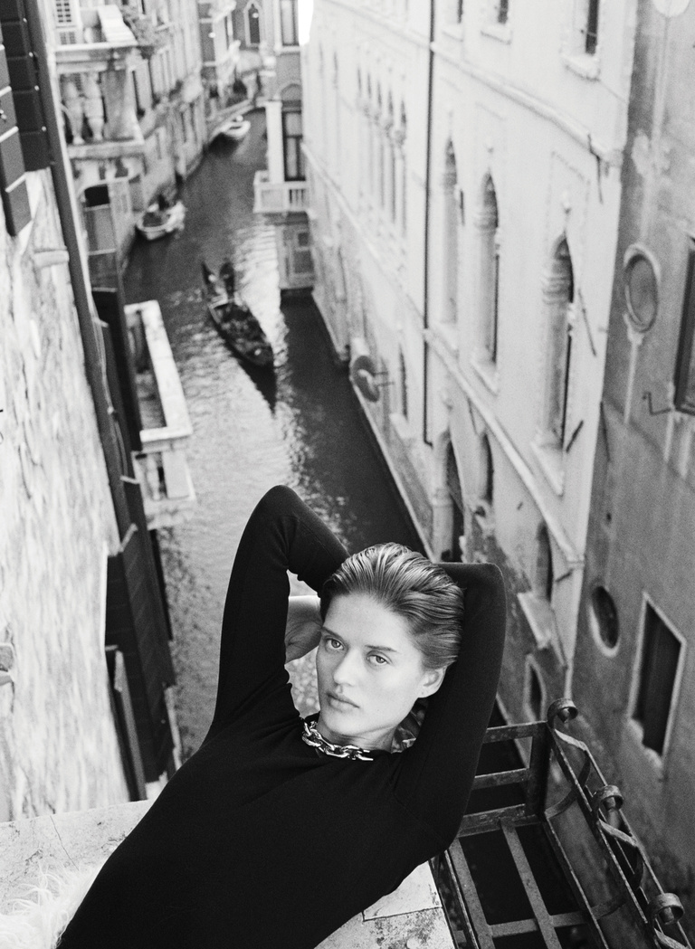 37.2 Paris - 241204000052110015.jpg