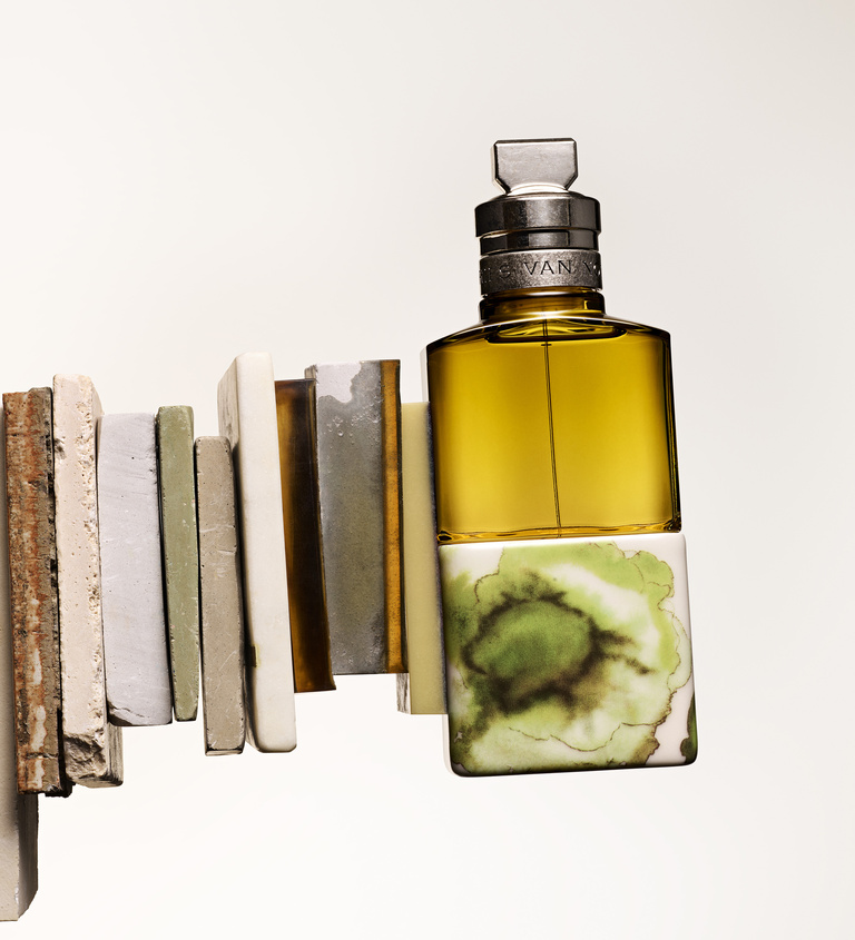 37.2 Paris - 010_DRIES_VAN_NOTEN_B_RVB.jpg