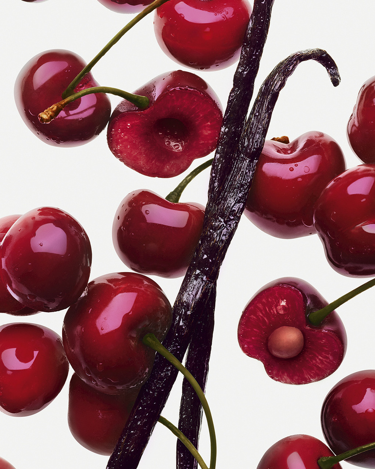 37.2 Paris - 16_OLFACTION_NINA_ROUGE_CRUSH_INGREDIENTS_R5_45.jpg