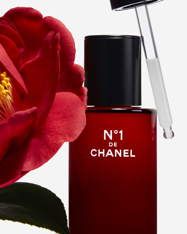 37.2 Paris - CHANEL_SERUM REVITALISANT.jpg