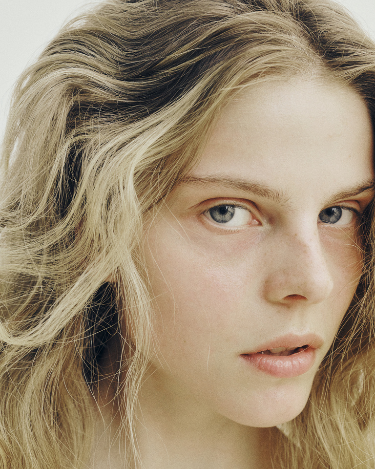 37.2 Paris - _BeautyJewelry_1305_21719__sm.jpg