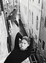 37.2 Paris - 241204000052110015.jpg