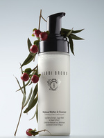 37.2 Paris - BobbiBrown_SoothingCleansing_10_0047_base_CMYK300.jpg