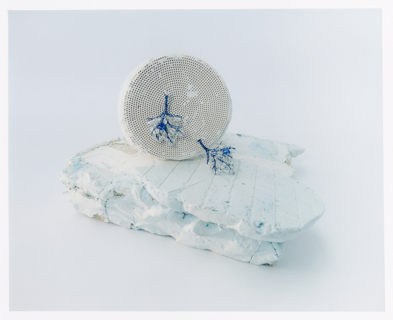 37.2 Paris - Wallpaper_ (3) copy_sRGB.jpg