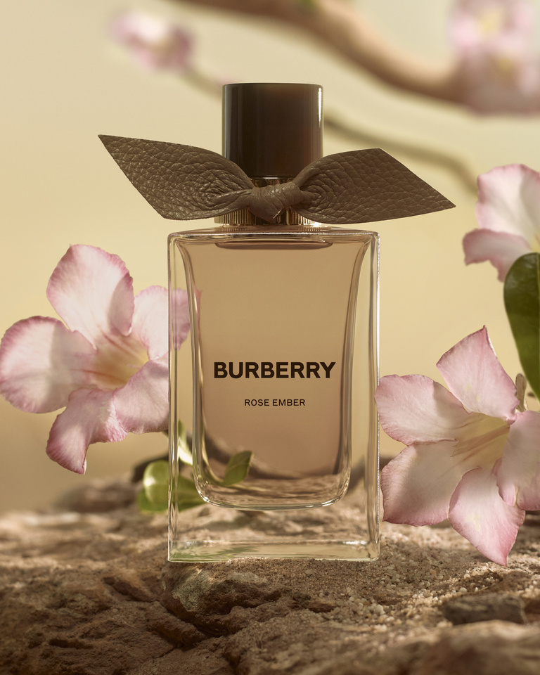 37.2 Paris - BYF_24_EXTREME_BOTANICAL_CPV_4X5_06.jpg