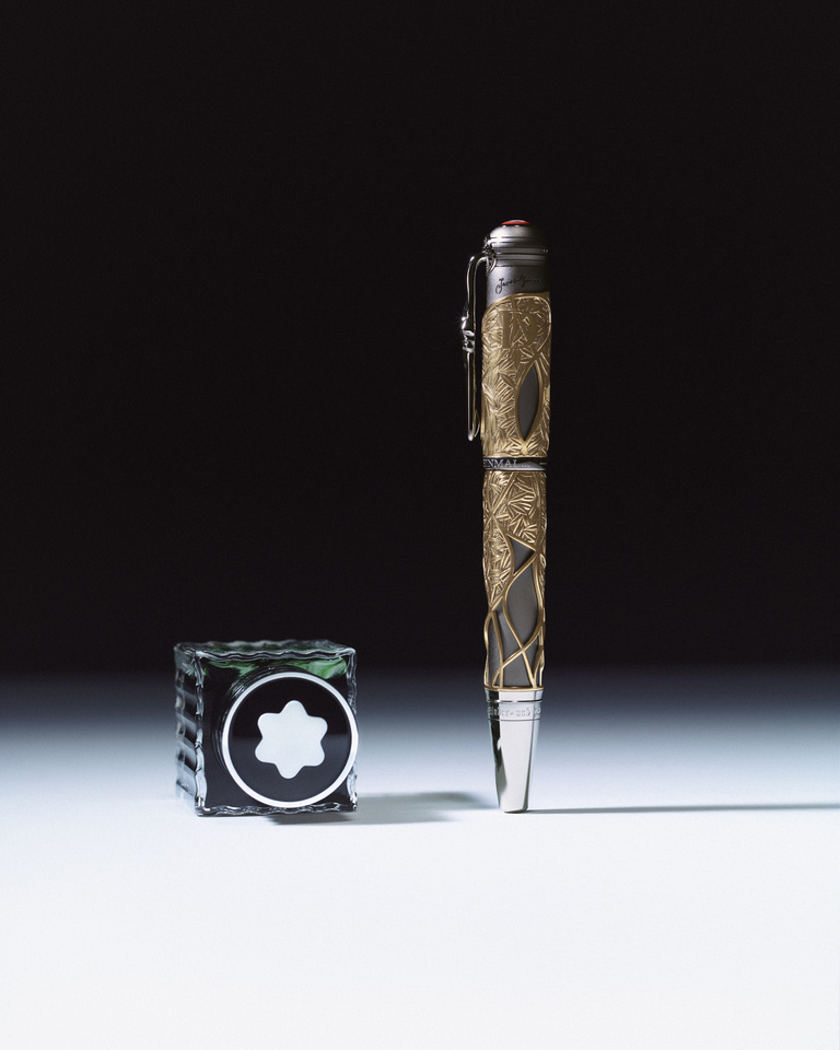 37.2 Paris - 06_64663_HERO_R3 copy_4x5.jpg