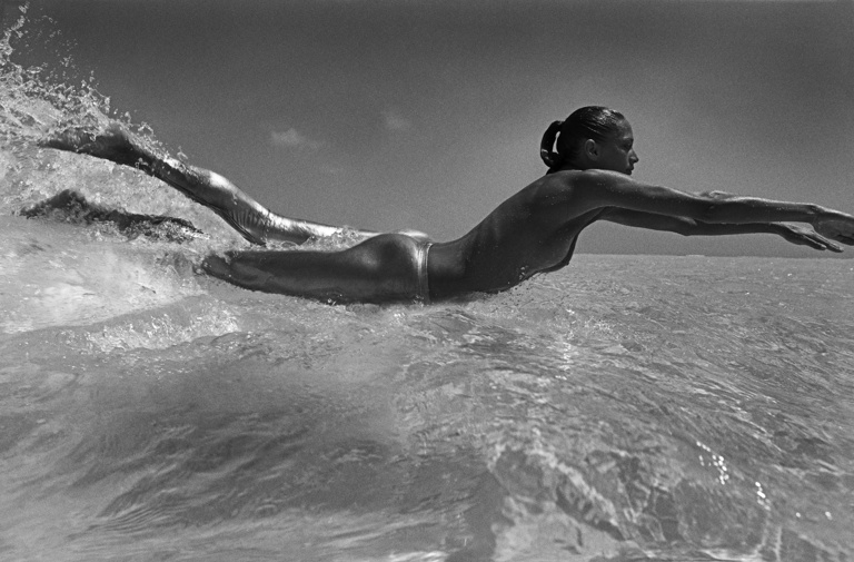 37.2 Paris - Santorini2000.jpg