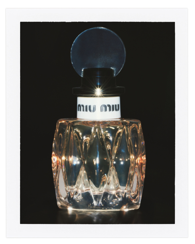 37.2 Paris - 2025-07-24_HARPERS_BAZAAR_08_ITW_EMMA_CORIN_051_COMPOSITION-BASE.jpg