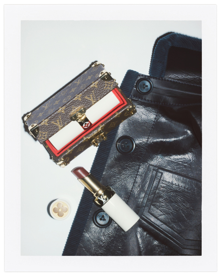 37.2 Paris - 2025-07-24_HARPERS_BAZAAR_02_HB_CHOICE_VUITTON_069_2ND_COMPOSITION_BASE.jpg