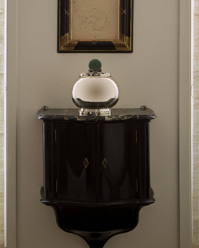 37.2 Paris - 619FECC2-1EF0-4336-B656-69DB17D98F47.JPG