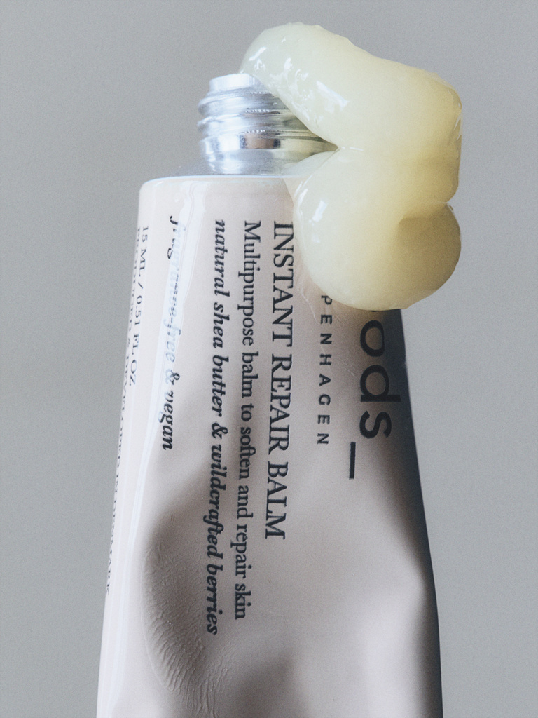 37.2 Paris - 250725_HARPERSBAZAAR_MACARTHUR_09_009_v5_LR.jpg