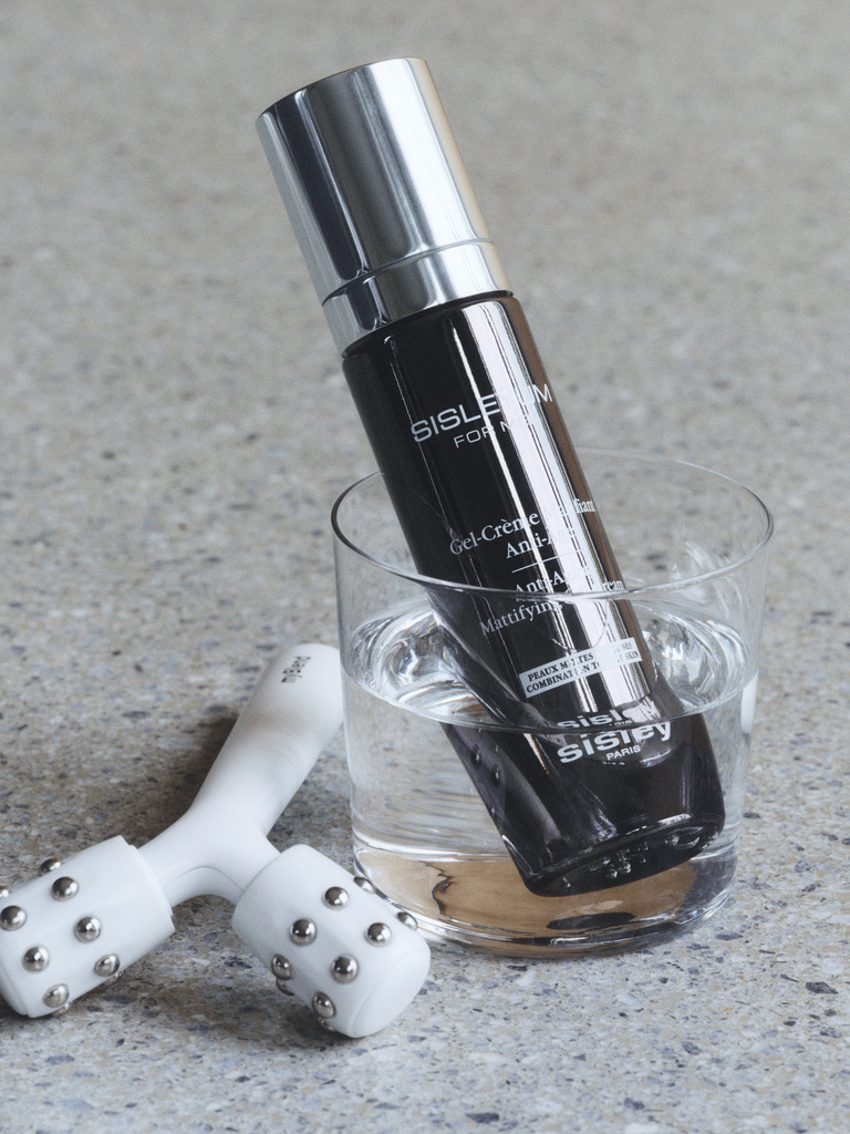 37.2 Paris - 250725_HARPERSBAZAAR_MACARTHUR_07_060_v3_LR.jpg