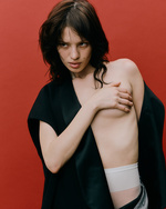 37.2 Paris - _DR_KD_Beauty_19522__final_final.jpg