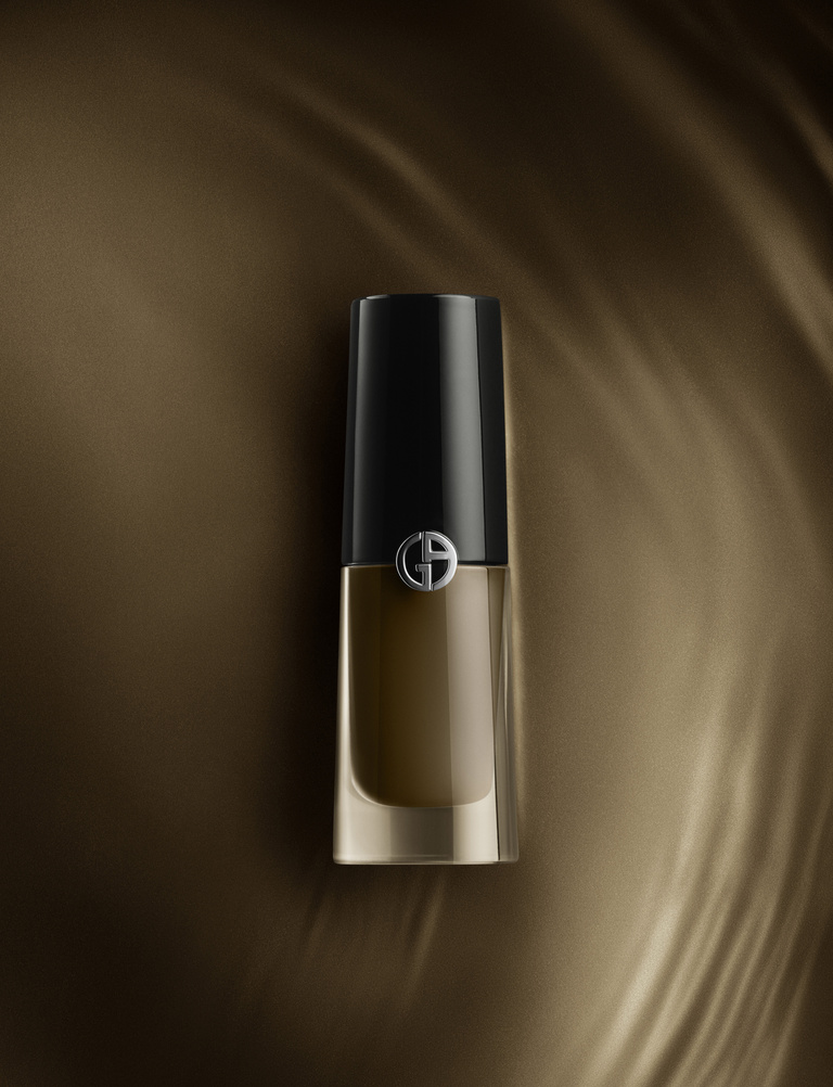 37.2 Paris - ARMANI_330_KV_EYE_TINT_062-078_EXT_EXTREME.jpg