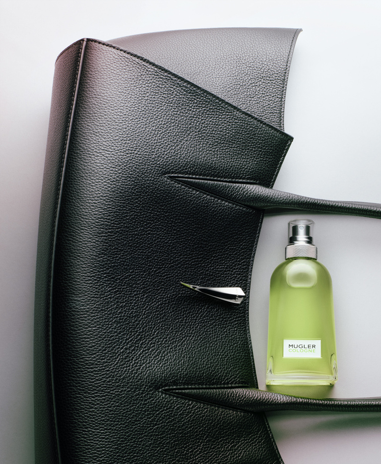 37.2 Paris - MUGLER_COLOGNE_MODE_RGB_SIMP.jpg