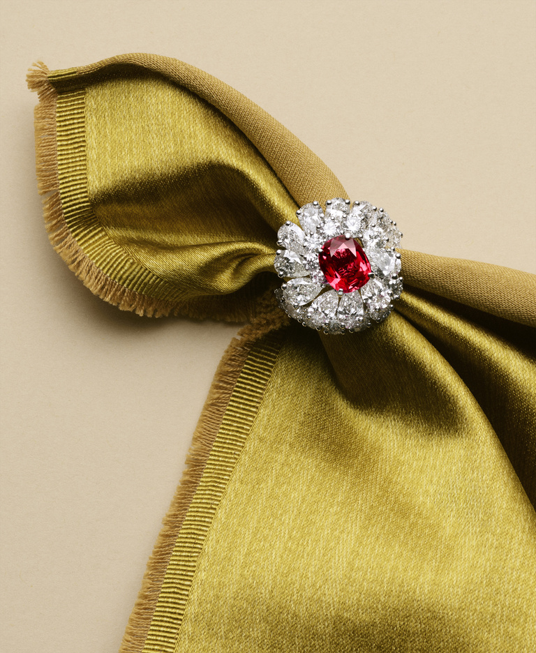 37.2 Paris - MADAME FIGARO_GRAFF_02HD_RVB copie.jpg