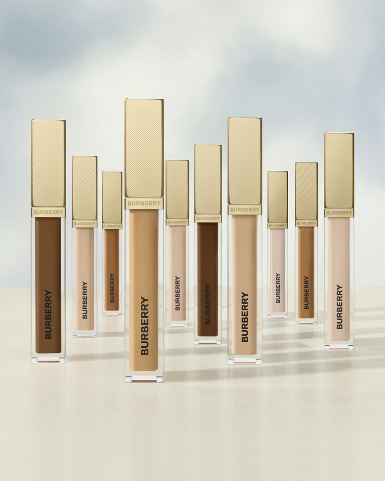 37.2 Paris - BYM_BW_TECH_F&C_24_STILL_LIFE_4X5_04.jpg