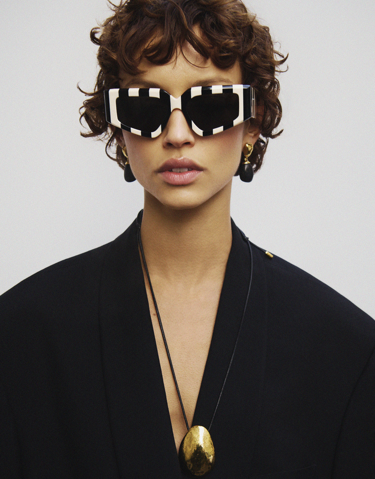 37.2 Paris - DELLOYE_ELLE_BLACK&WHITE_LOOK2_098_Adb98.jpg