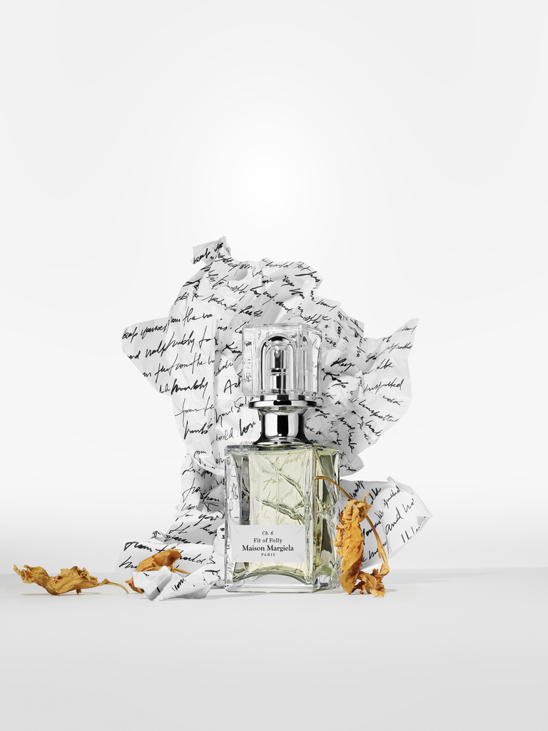 37.2 Paris - 11_FIT_OF_FOLLY_04.jpg