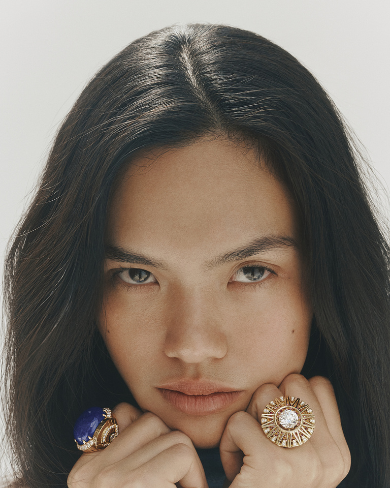 37.2 Paris - _26_07_10_Vogue_China_High_Jewelry_S05__0444_cmyk_fin_sm.jpg