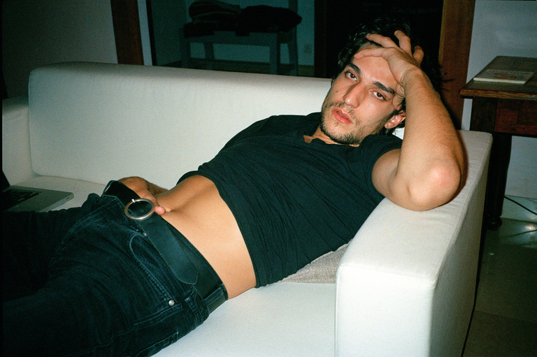 37.2 Paris - 17_SHELBYDUNCAN_HOL_Louis Garrel_2012_FULLFRAME.jpg