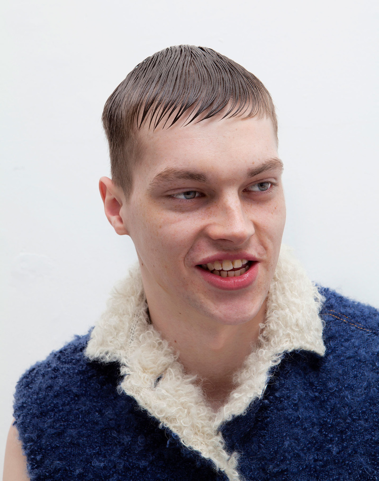 37.2 Paris - 2705book.jpg