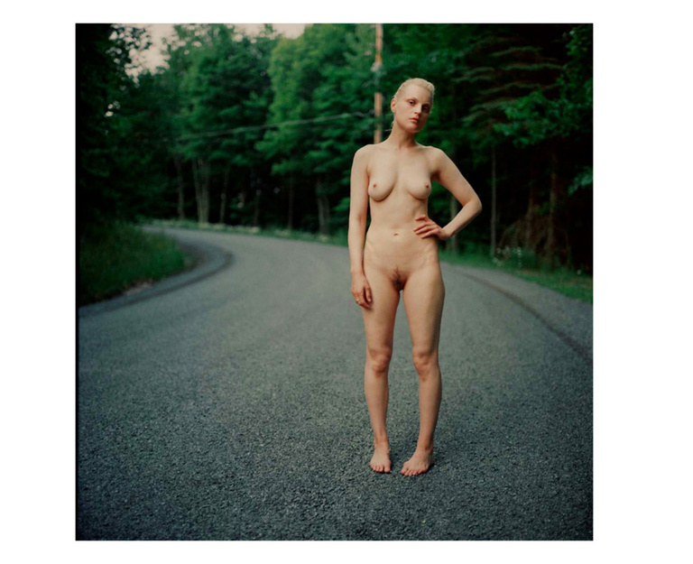 37.2 Paris - GuinevereBook_07_Left.jpg