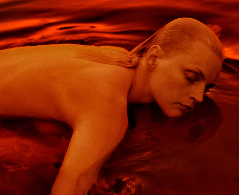 37.2 Paris - GuinevereBook_Front_Cover.jpg