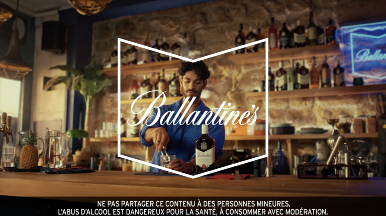 37.2 Paris - Ballantine's